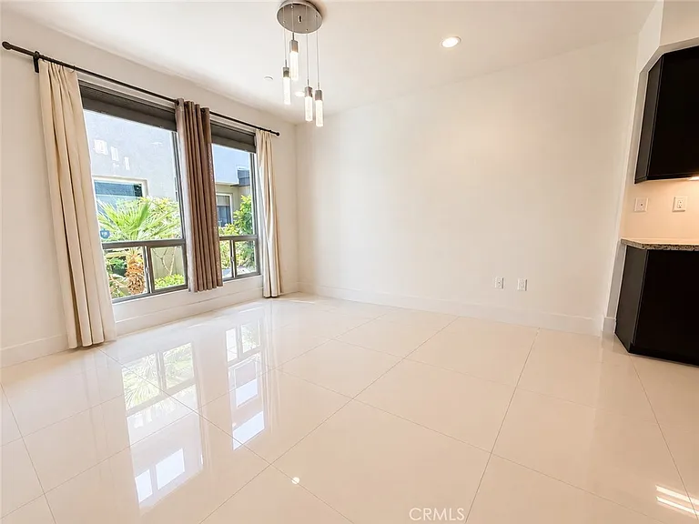 2400 Aperture Cir — Photo 18
