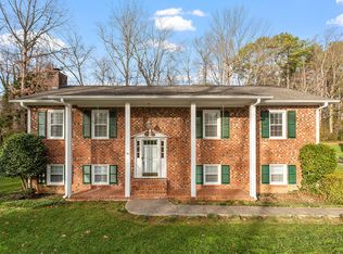 1500 Favorwood Ct, Raleigh, NC 27615