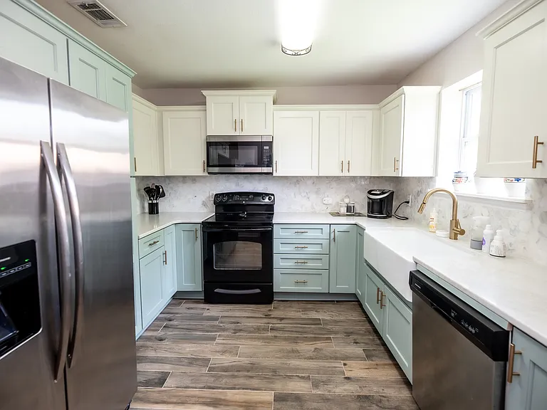 412 Labree Rd — Photo 5