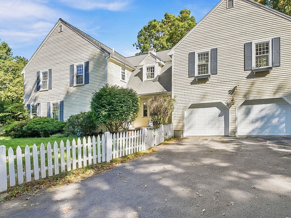 1st image of 76 Carroll Dr