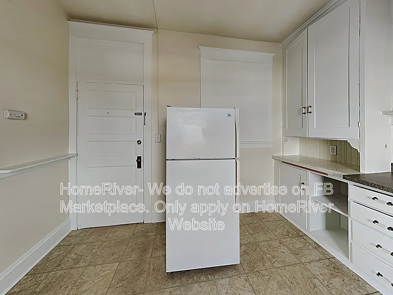 1911 N Monroe St #D — Photo 4