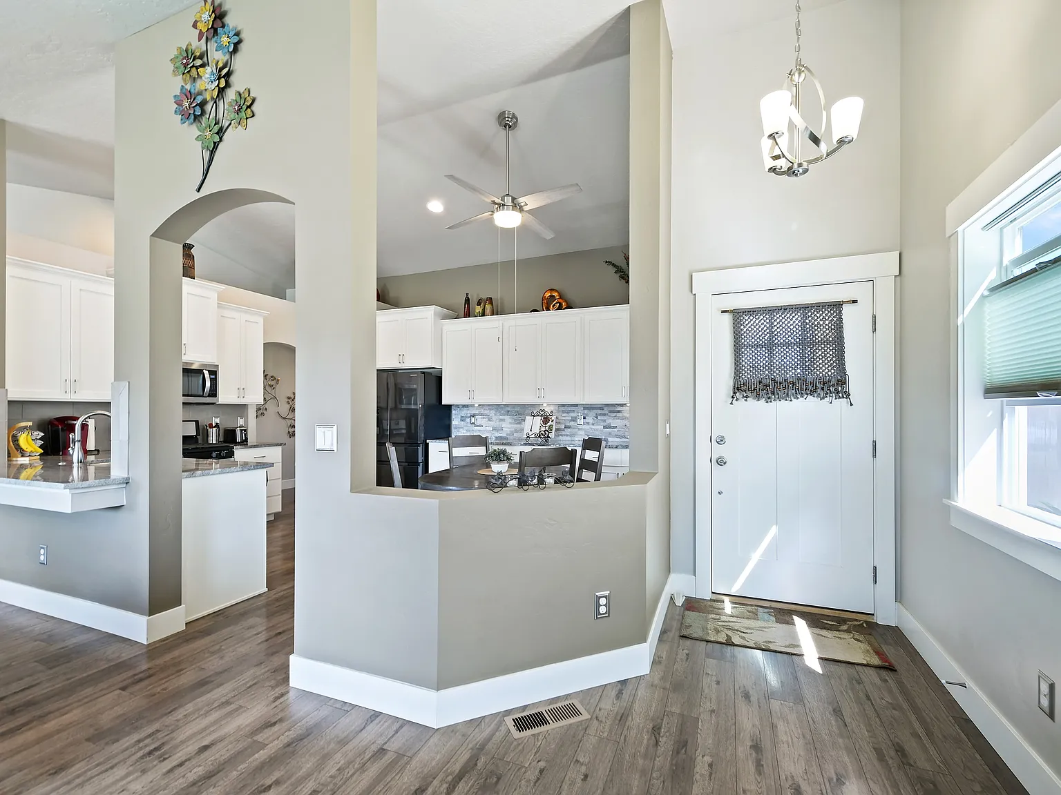 3 bed, 1530 sqft, $2,300 — Photo 4
