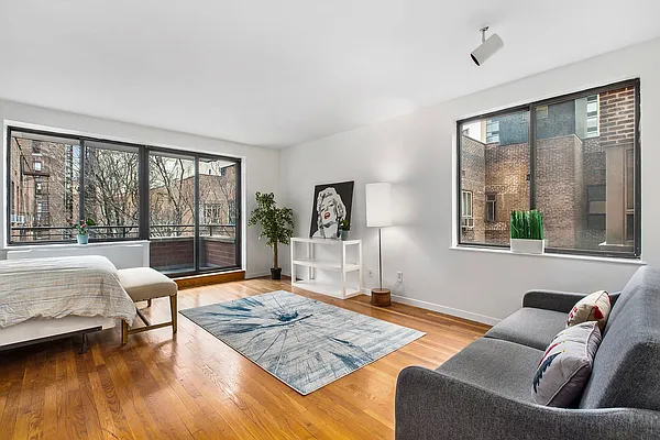 Sold by Compass | media 1