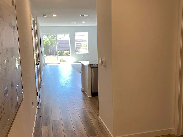 4454 Greenshank Way — Photo 2