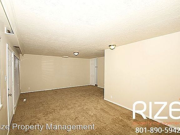 4th image of 1150 N Topaz Dr