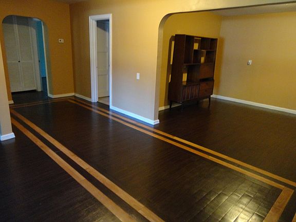 5th image of 19 Lake Dr
