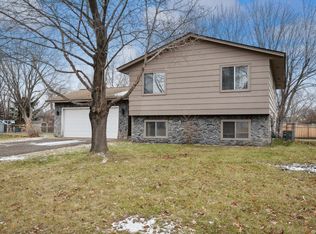 6548 Edgewood Ave N, Brooklyn Park, MN 55428