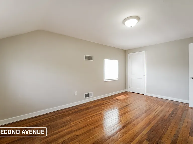 43 Glenview Ave — Photo 17