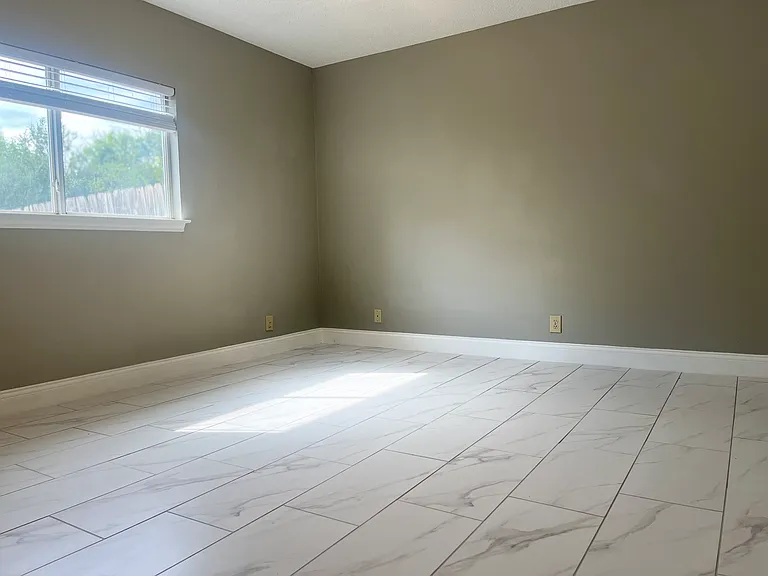 8131 Grand Bnd — Photo 16