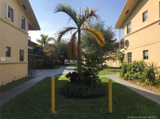 4450 Ludlam Rd APT T, Miami, FL 33155