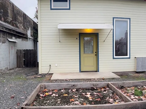 24 State St #B, Willits, CA 95490