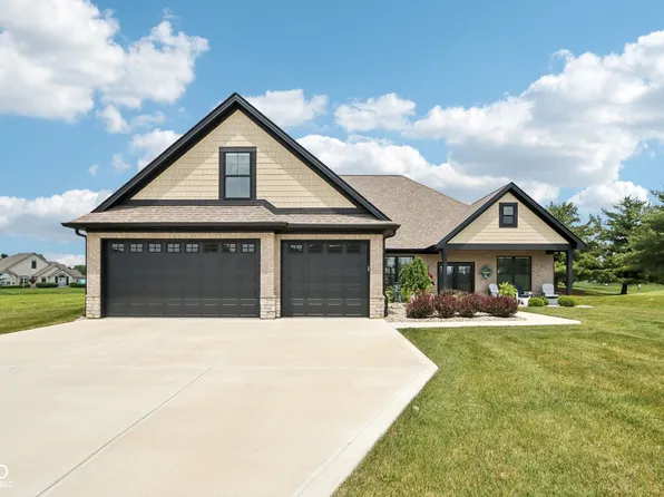 1295 Maclaren Ct, Franklin, IN 46131