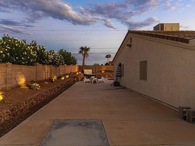 3420 Sheik Dr — Photo 66