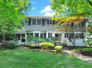 154 Meadowbrook Rd, Englewood, NJ 07631
