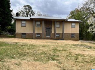 1024 Jo Ann Dr, Anniston, AL 36206