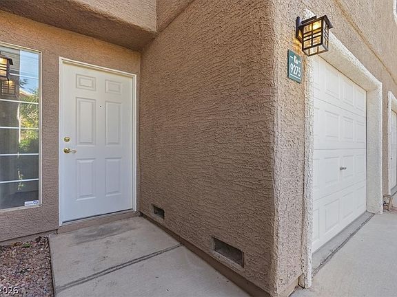 3rd image of 9275 Silver Arrow Ct