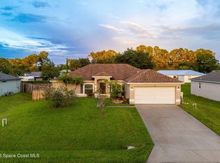 413 Grenadier Ave NW, Palm Bay, FL 32907