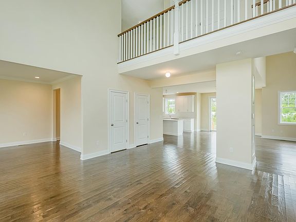 3rd image of 7 Country View Ln