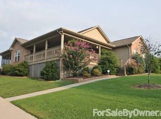 5844 Hutton Ridge Rd, Maryville, TN 37801