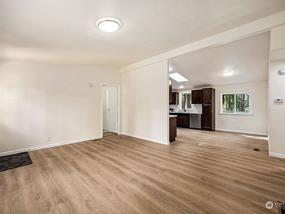 4th image of 8120 192nd Street Ct E #16