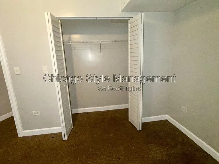 5739 S Calumet Ave #1N — Photo 16