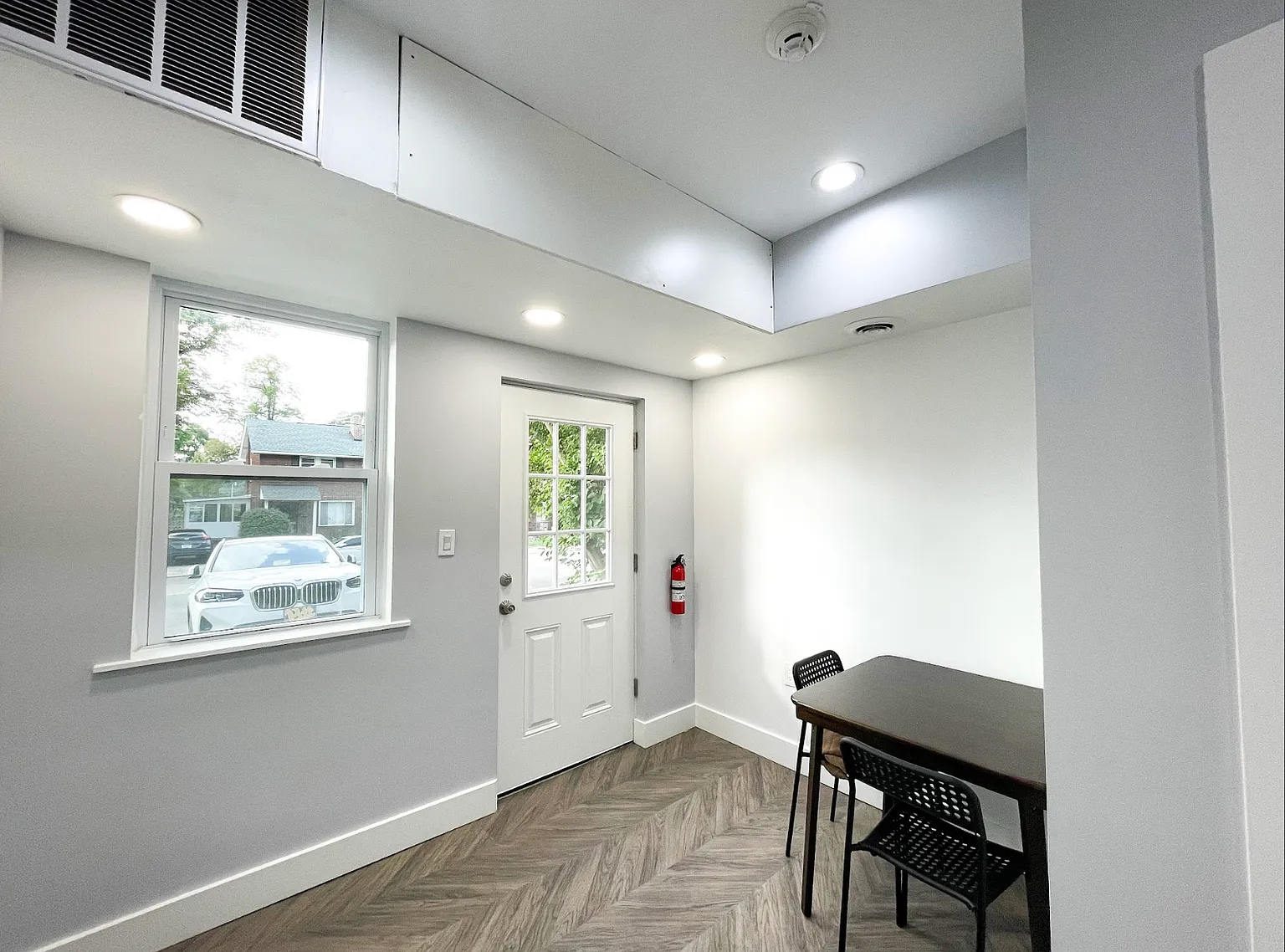 4027 Beechwood Blvd Unit 4 photo 1