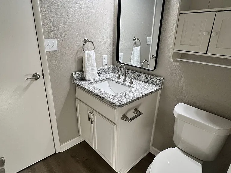 6408 NW Oak Ave — Photo 18
