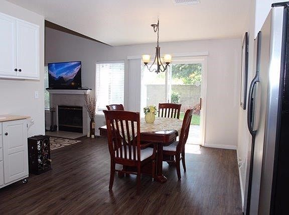 3rd image of 1064 Gilliland Dr
