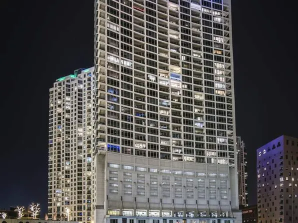 333 N Canal St APT 1408, Chicago, IL 60606