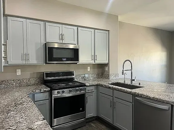11870 Tevare Ln #1-2084 — Photo 2