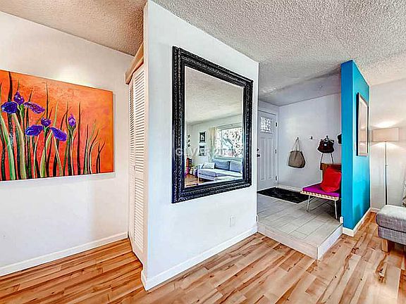 3rd image of 3388 Bancroft Cir