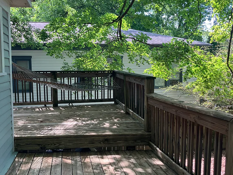1059 Oak St SW — Photo 38
