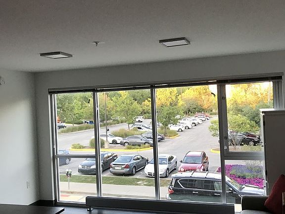 4th image of 115 N Dunn St APT 8