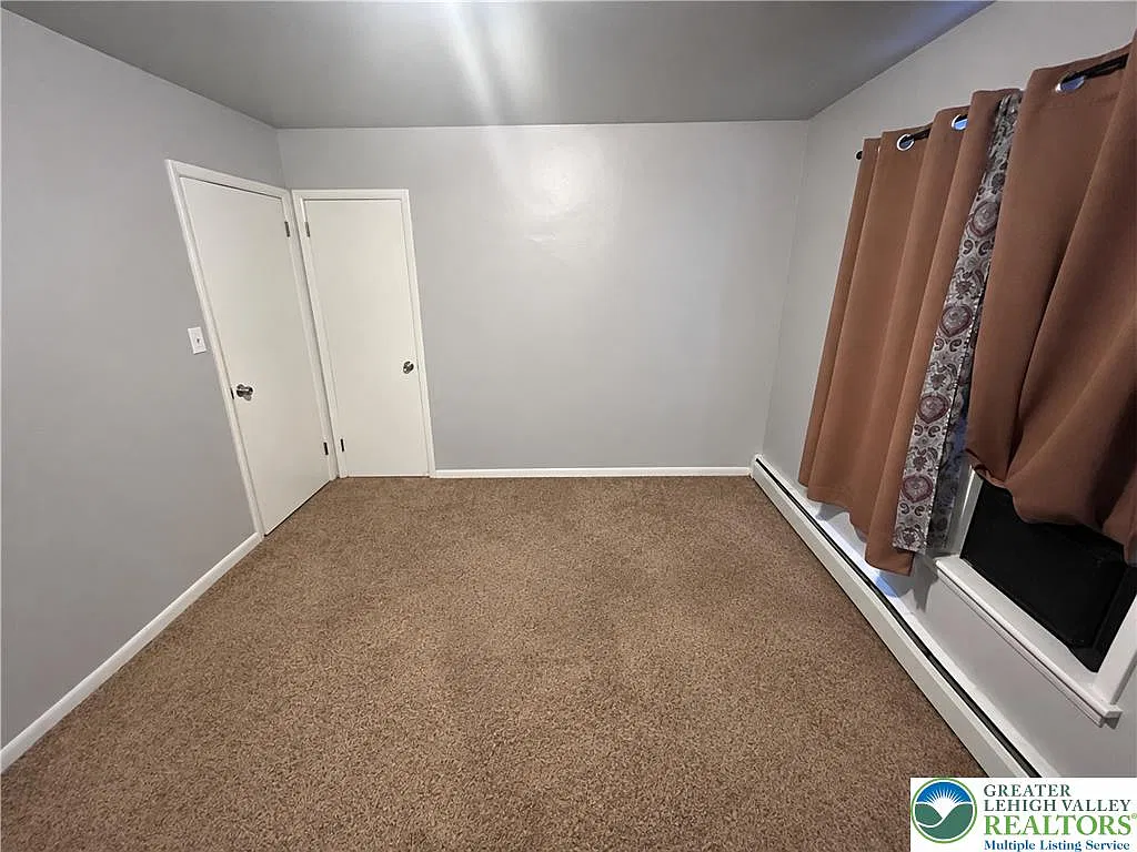 2 bed, 1.0 bath, 777 sqft, $1,195 — Photo 4