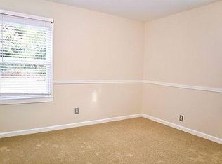 19846 Hilliard Blvd, Rocky River, OH 44116