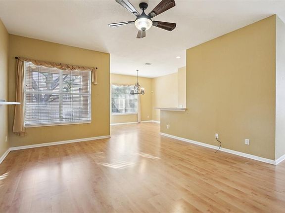 4th image of 7624 Bay Port Rd #40