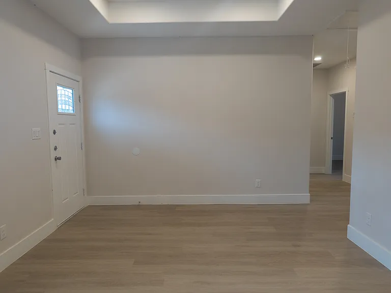 416 Lake St #102 — Photo 3