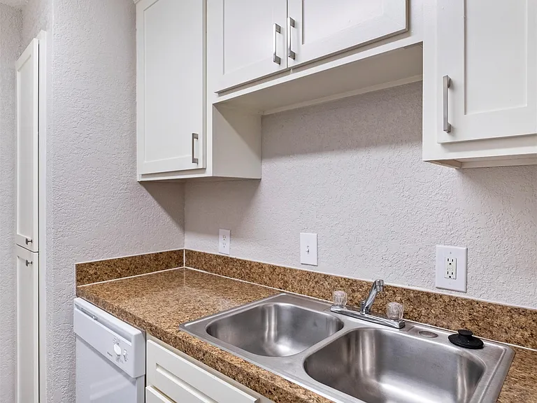 12500 Sandpiper Dr #27 — Photo 7