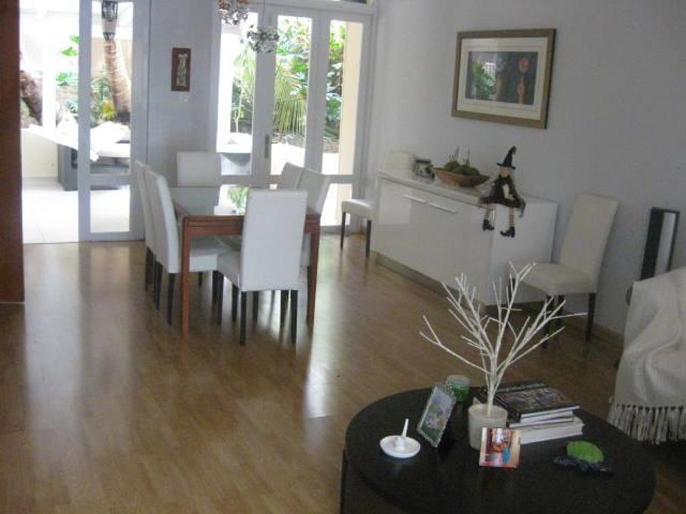 2nd image of B16 Calle Beacon