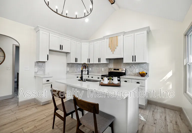104 Overbrook Dr — Photo 6