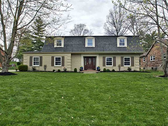 3rd image of 3 Dartmouth Dr
