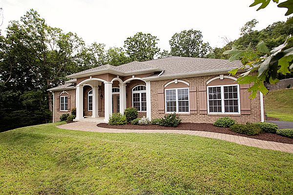 1st image of 505 Waterford Dr SE