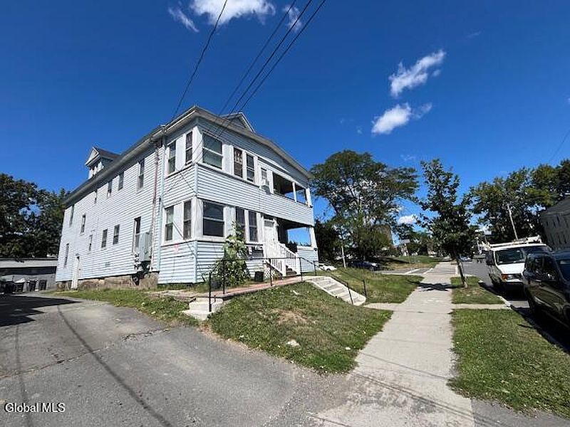 2nd image of 205 Ontario Street