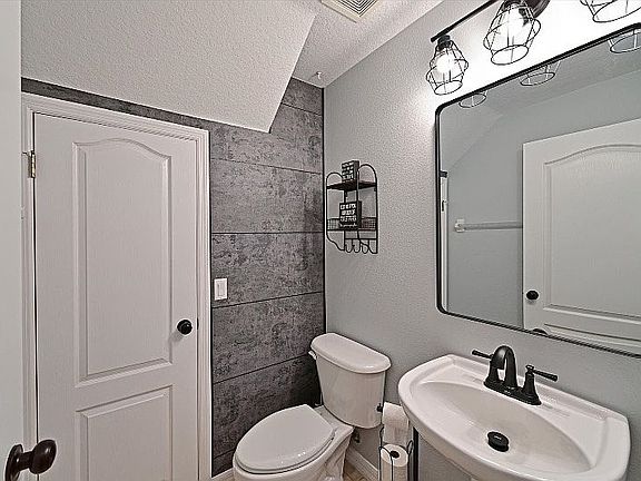 5th image of 214 Cape Harbour Loop Unit 105