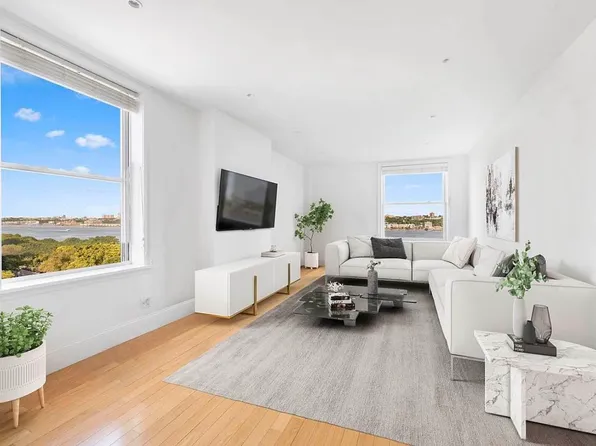 258 Riverside Drive image 1 of 9