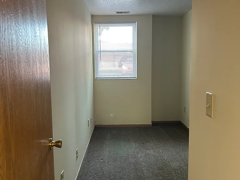 5326 Southgate Blvd #102 — Photo 11