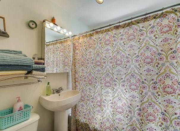2nd image of 3445 N Oakley Ave #3