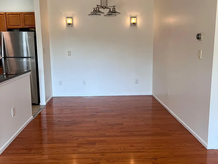 933 Del Negro Ct — Photo 13