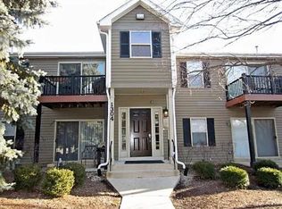 1304 McDowell Rd #104, Naperville, IL 60563