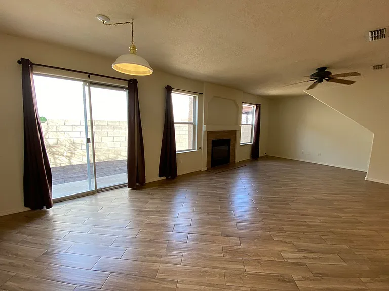 4328 Altura Vista Ln NE — Photo 31